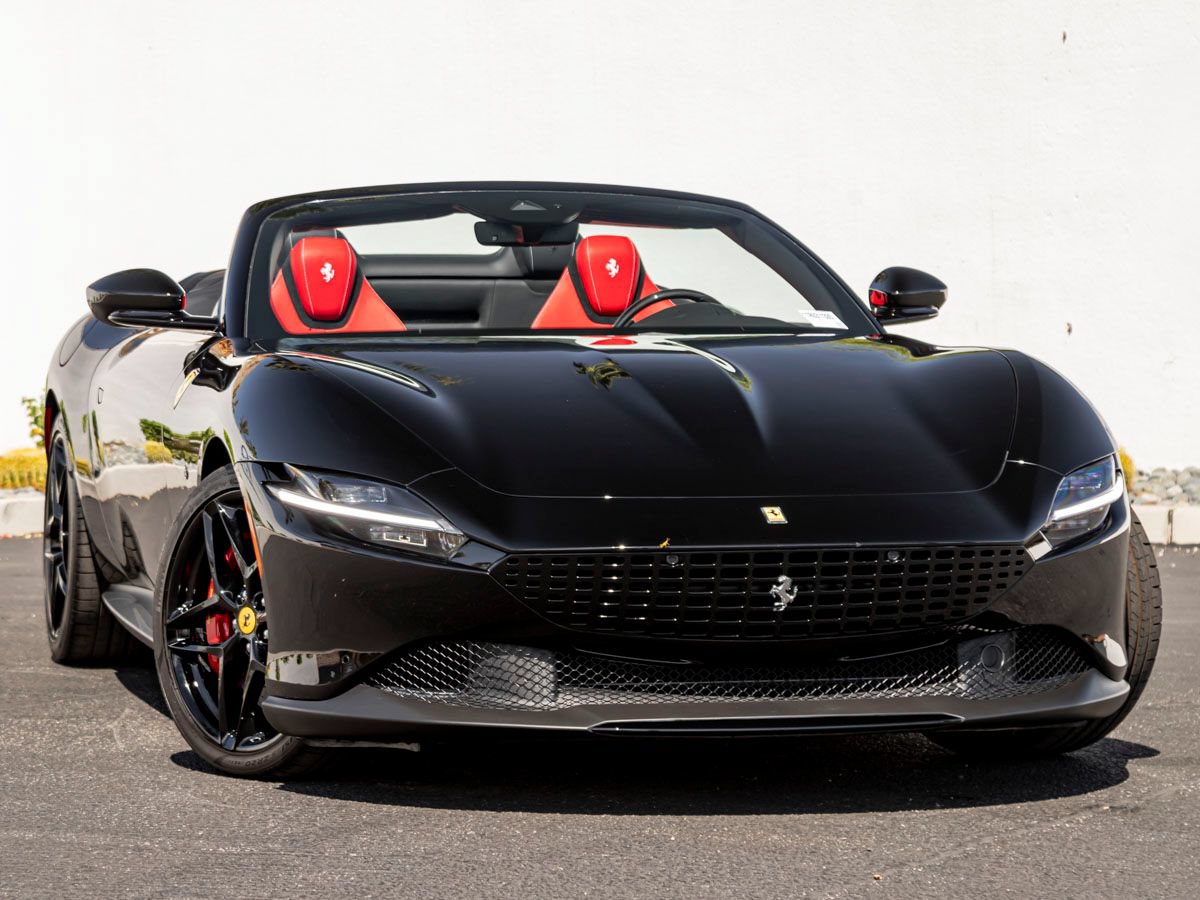 Used 2024 Ferrari Roma Spider RWD image 4