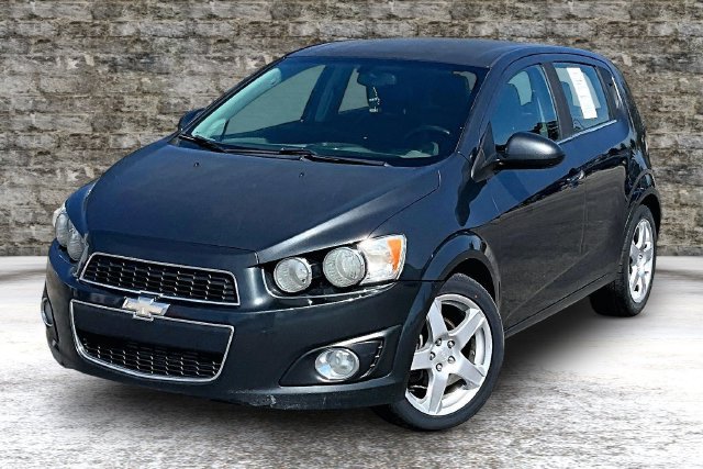 Used 2014 Chevrolet Sonic LTZ FWD image 3