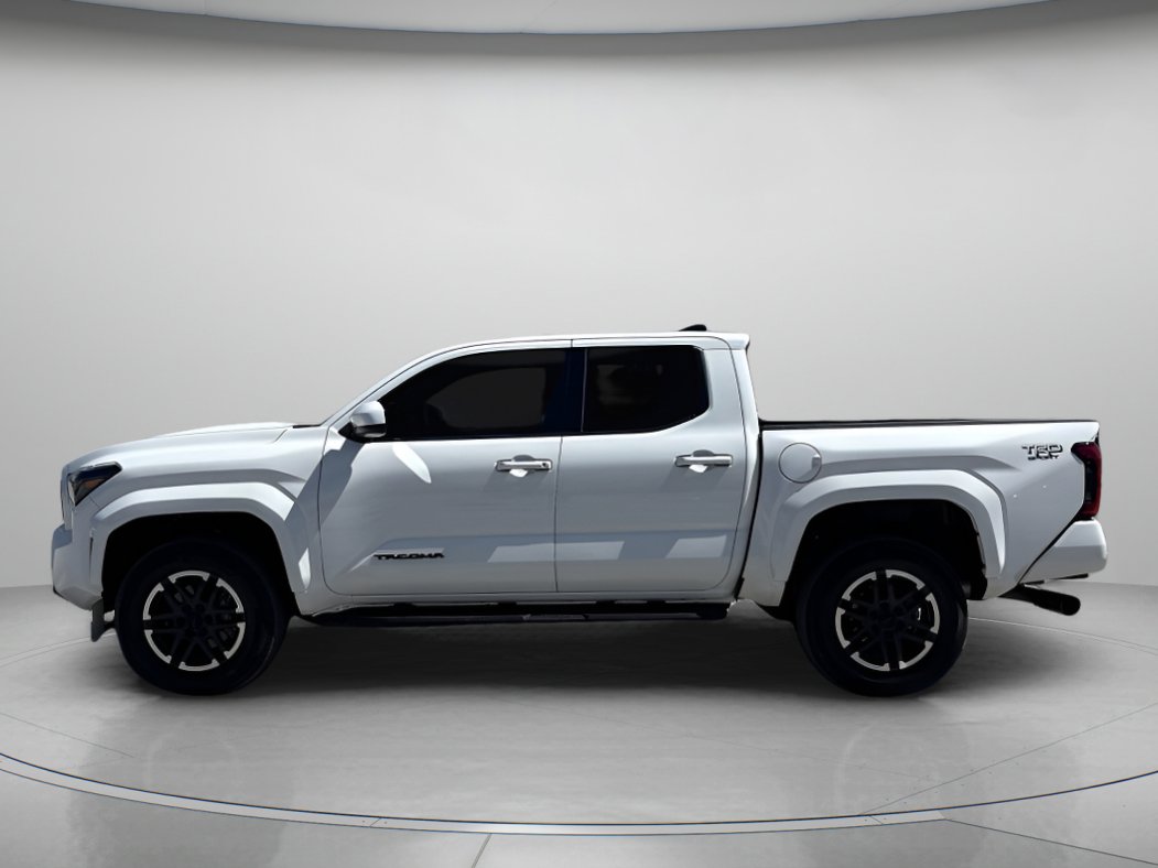 Used 2024 Toyota Tacoma TRD Sport image 5