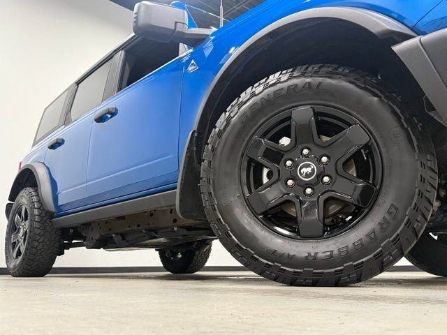 Used 2024 Ford Bronco Black Diamond image 3