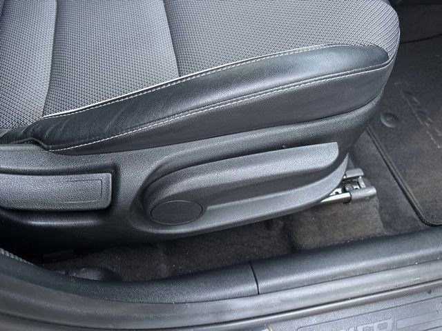 Used 2022 Kia Niro EX w/ Cold Weather Package image 38