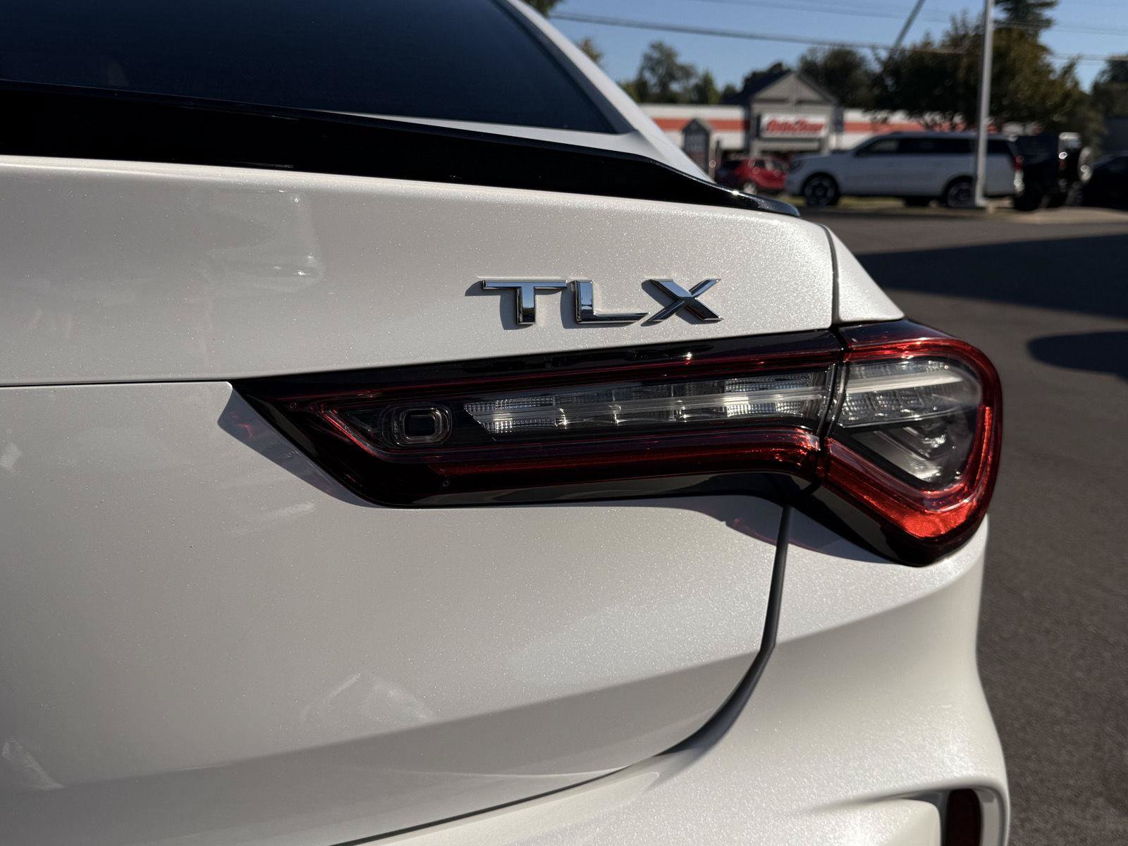 Used 2021 Acura TLX w/ Advance Package FWD image 5