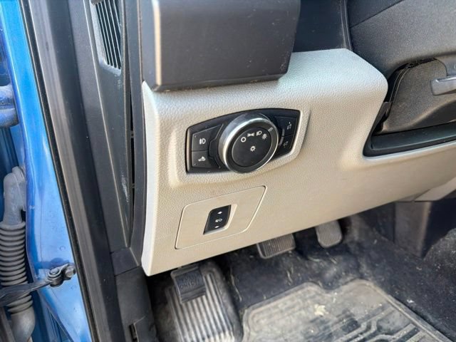 Used 2016 Ford F150 XLT w/ Equipment Group 302A Luxury AWD/4WD image 21