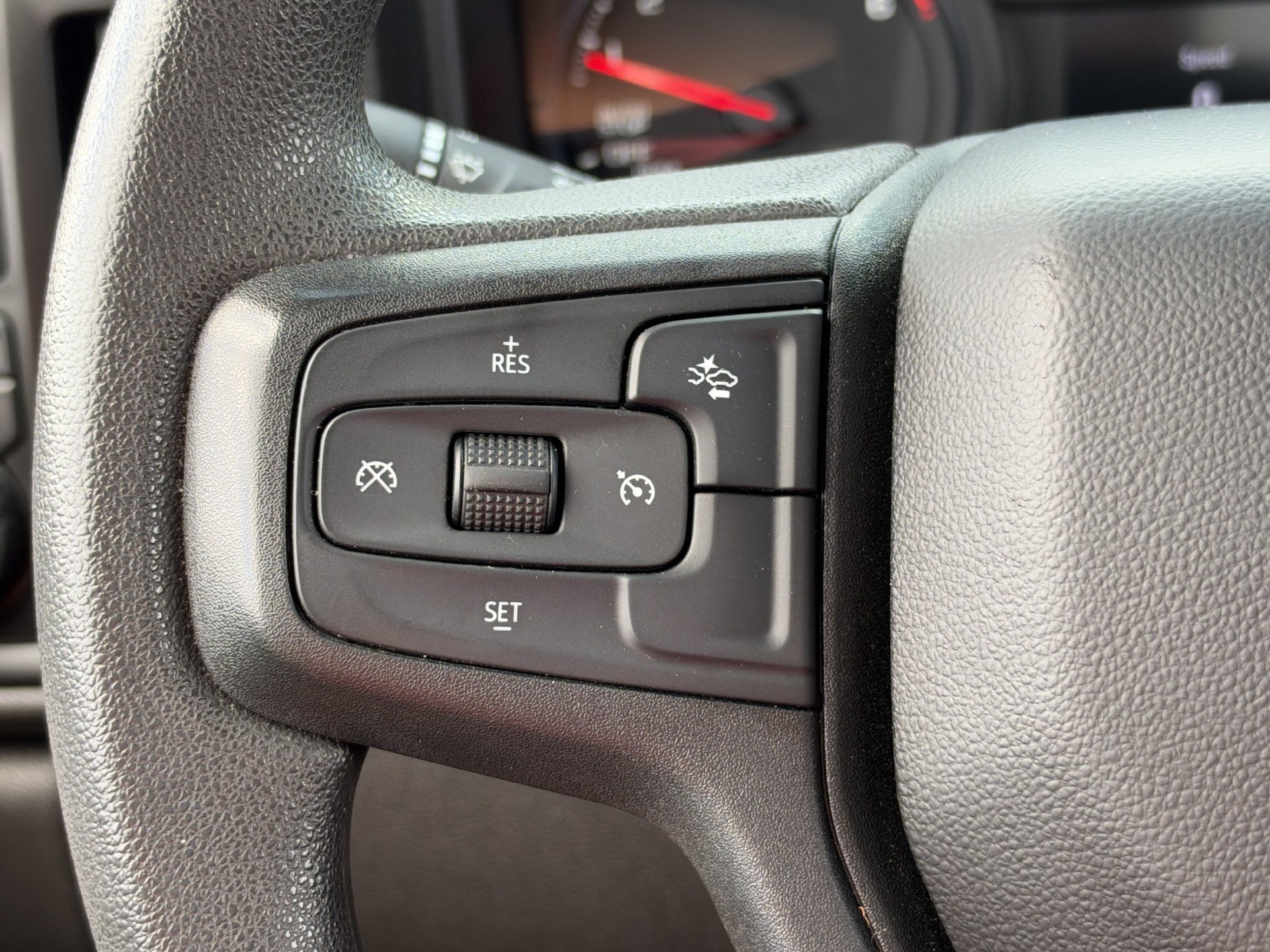 Used 2024 Chevrolet Silverado 1500 Custom w/ Turbomax Blackout Package AWD/4WD image 20