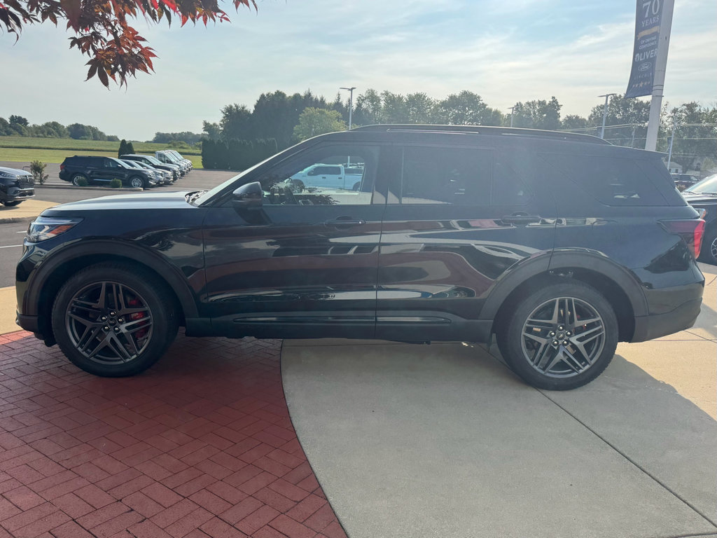 New 2025 Ford Explorer ST image 5