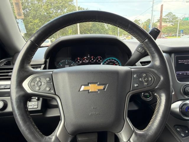 Used 2018 Chevrolet Suburban Premier RWD image 12