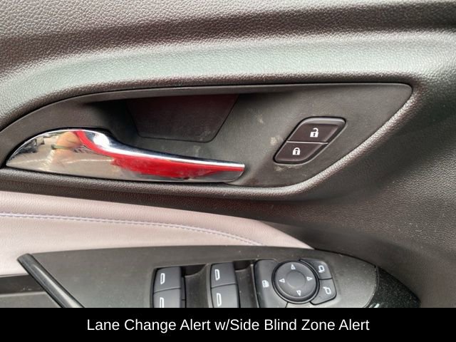 Used 2024 Chevrolet Trax LT w/ Driver Confidence Package FWD image 16