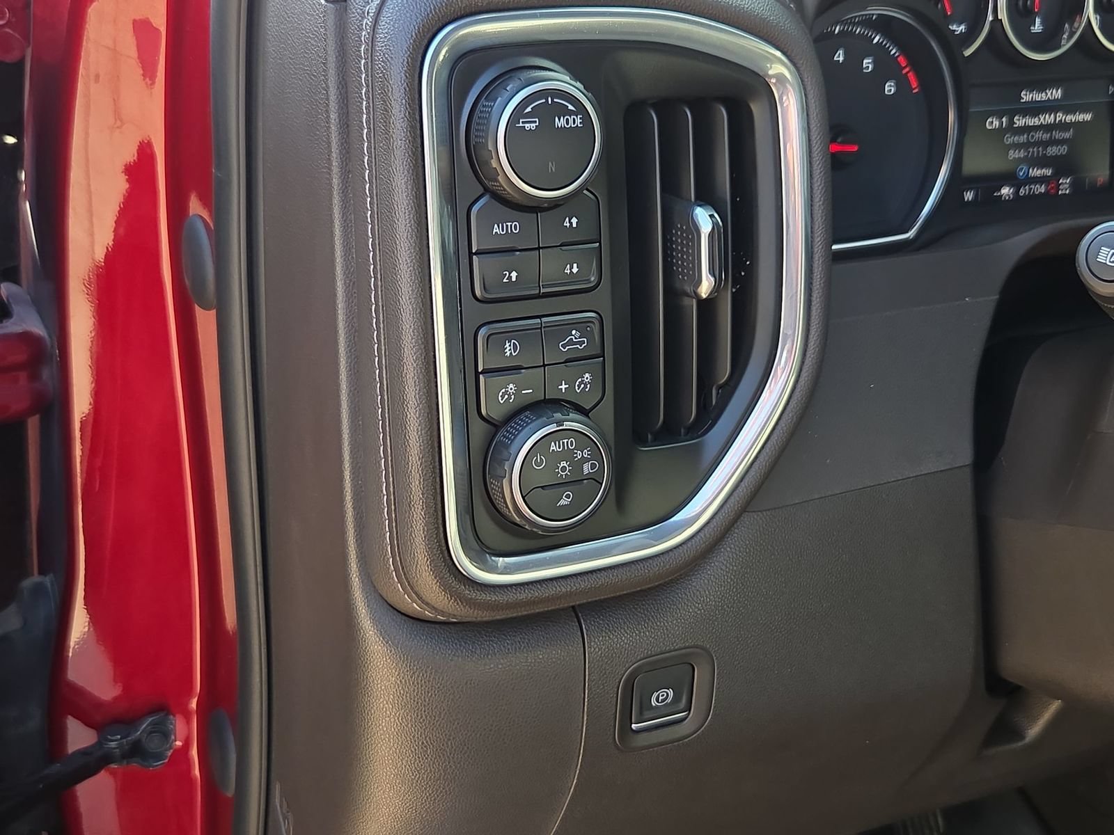 Used 2022 Chevrolet Silverado 1500 LTZ w/ LTZ Premium Package AWD/4WD image 24