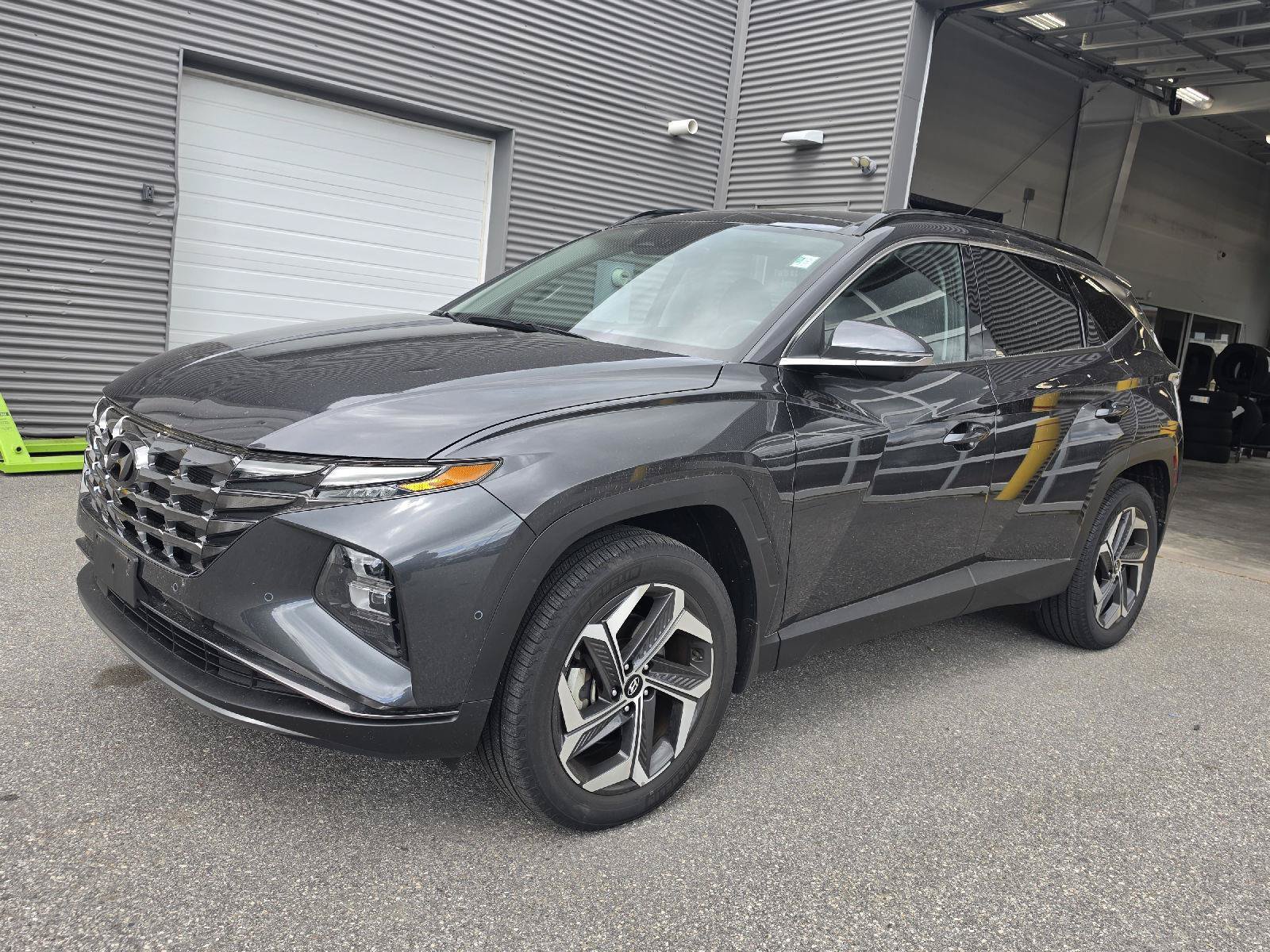Used 2023 Hyundai Tucson Limited AWD/4WD image 18
