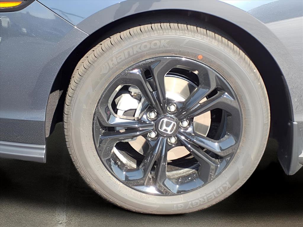 New 2025 Honda Accord SE image 11