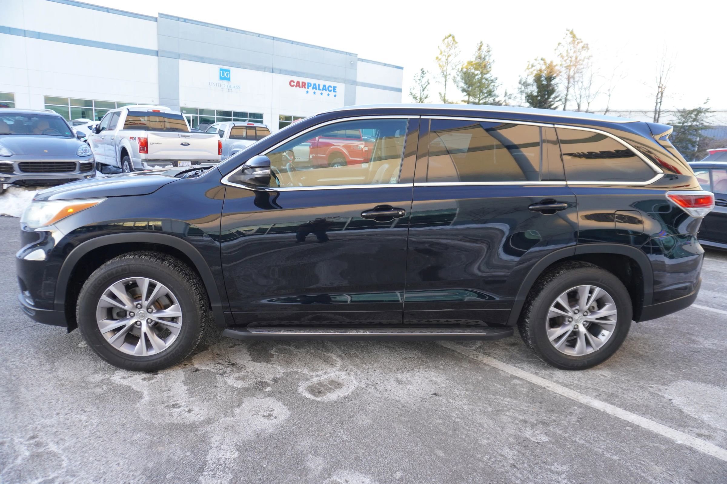 Used 2015 Toyota Highlander XLE image 4