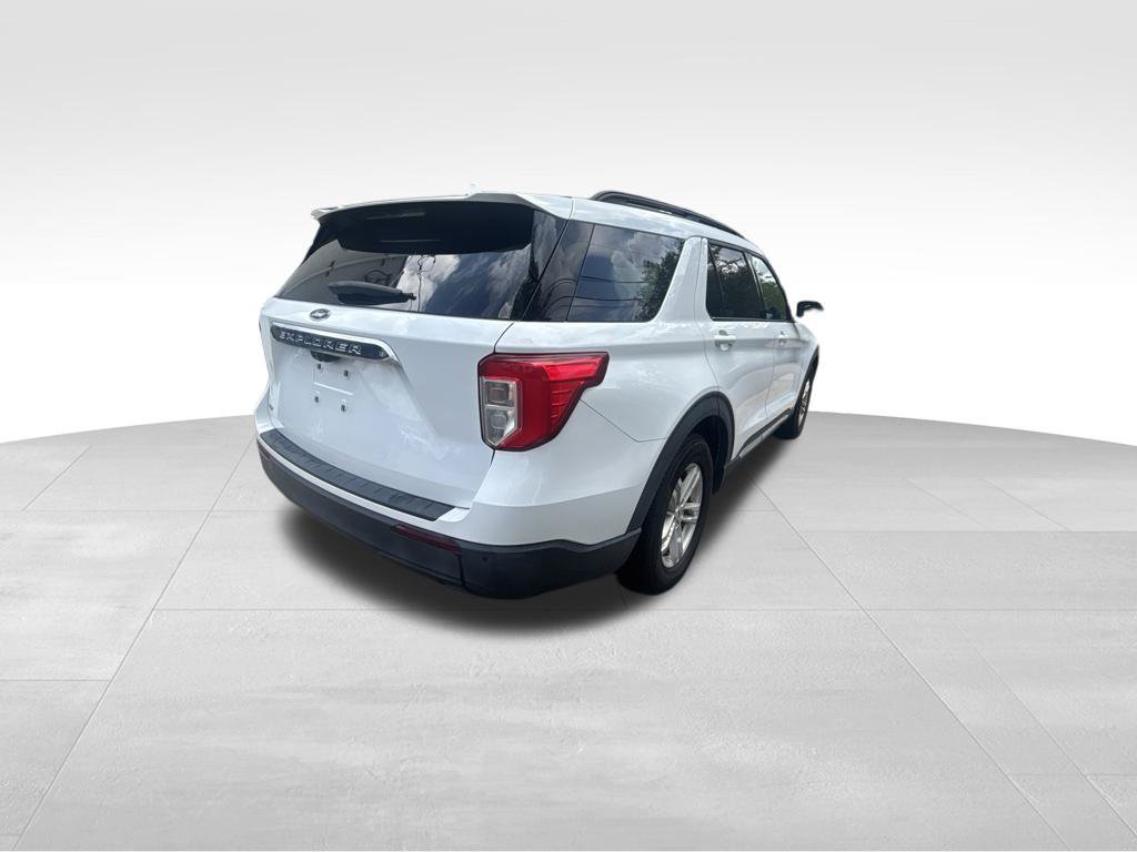 Used 2020 Ford Explorer XLT RWD image 5