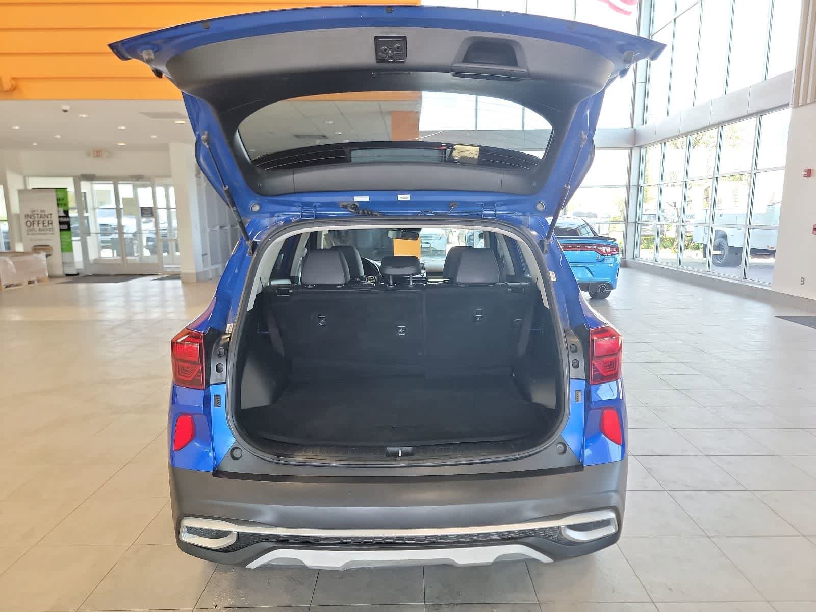 Used 2021 Kia Seltos EX AWD/4WD image 25