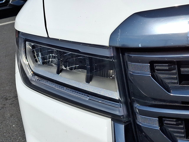 Used 2021 GMC Acadia AT4 w/ Trailering Package image 9