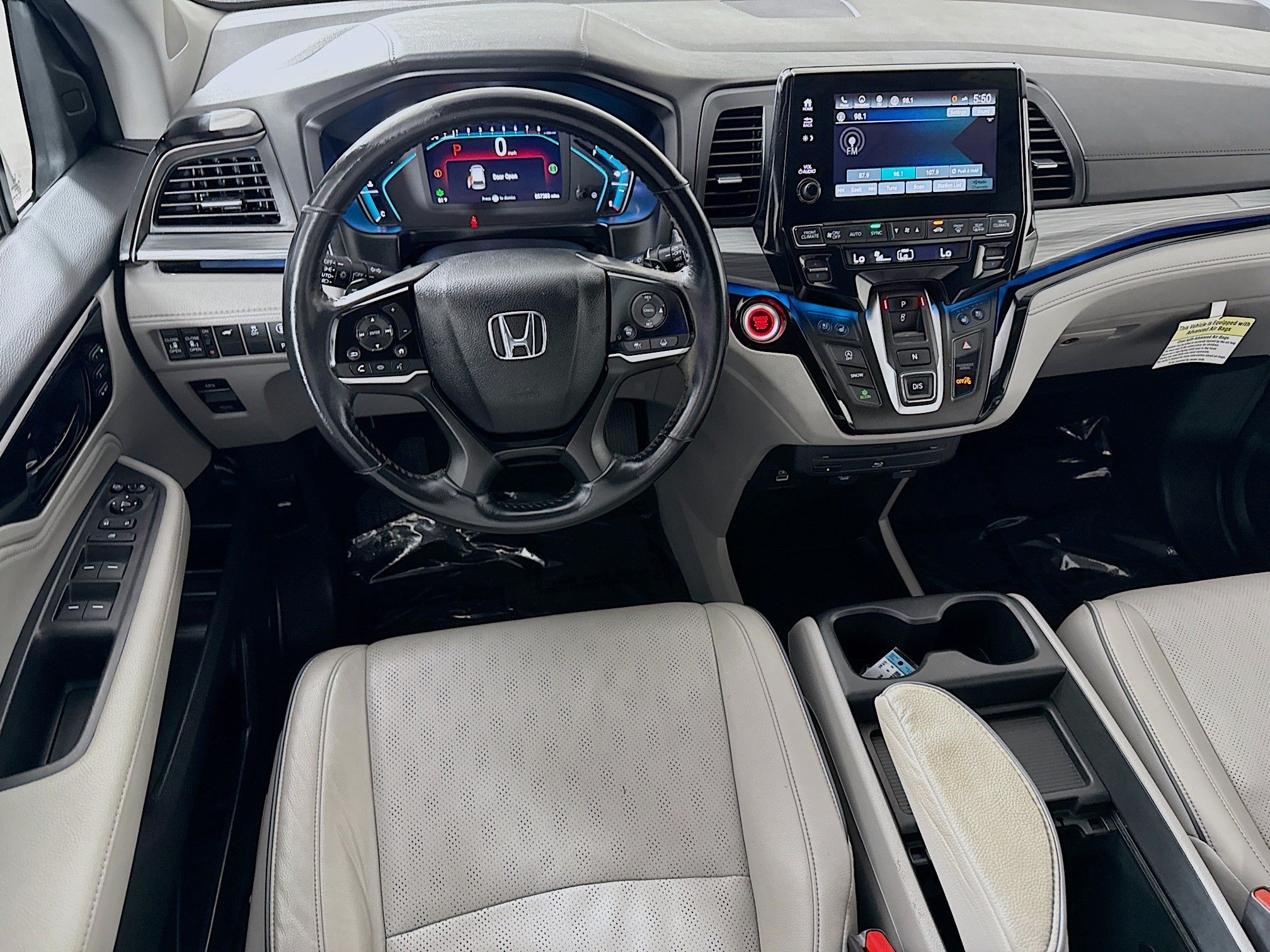 Used 2023 Honda Odyssey Elite image 17