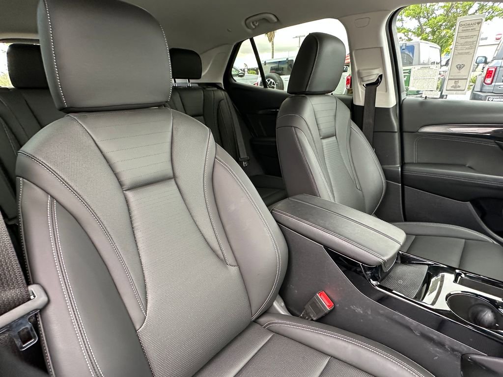 Used 2024 Buick Envision Preferred AWD/4WD image 18