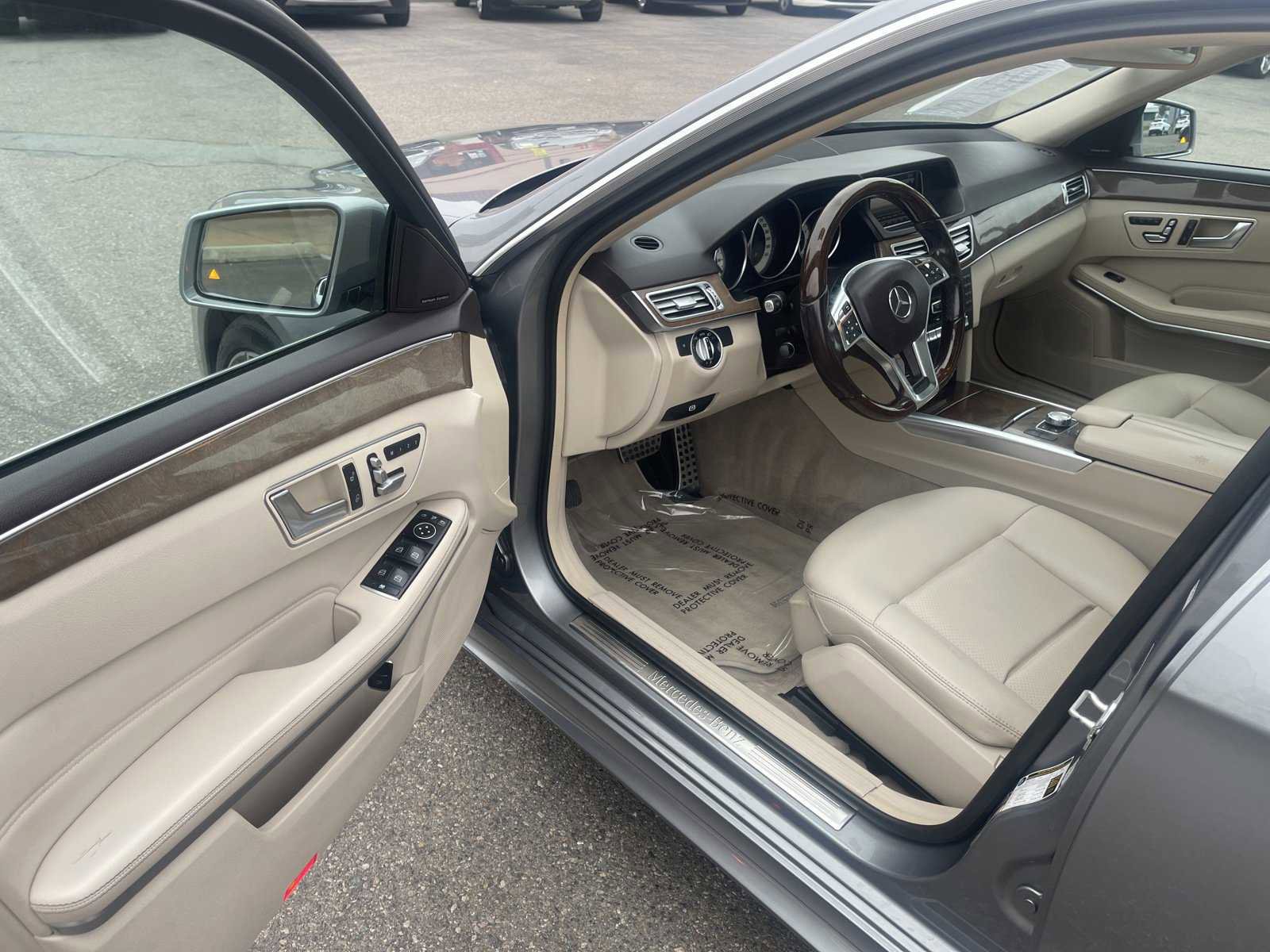 Used 2015 Mercedes-Benz E 350 Sedan image 17