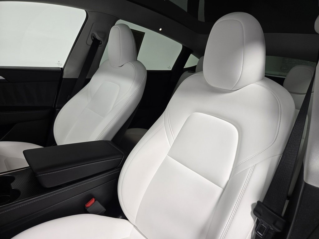 Used 2023 Tesla Model Y Long Range image 13