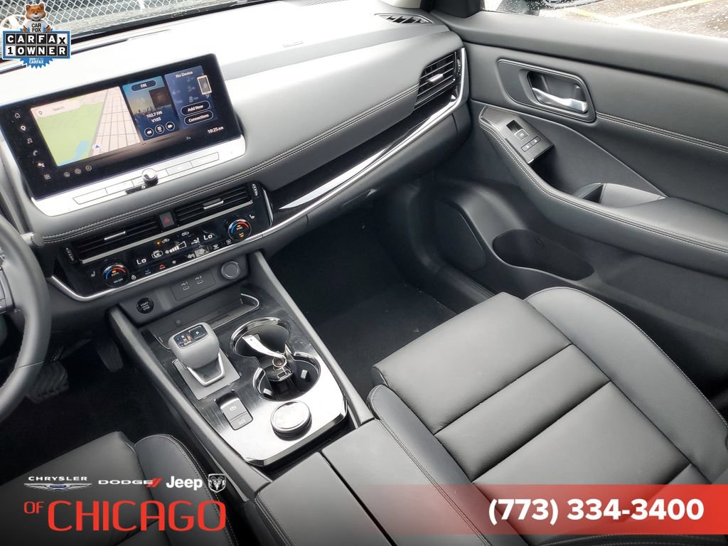 Used 2025 Nissan Rogue SL w/ Tech Package AWD/4WD image 15
