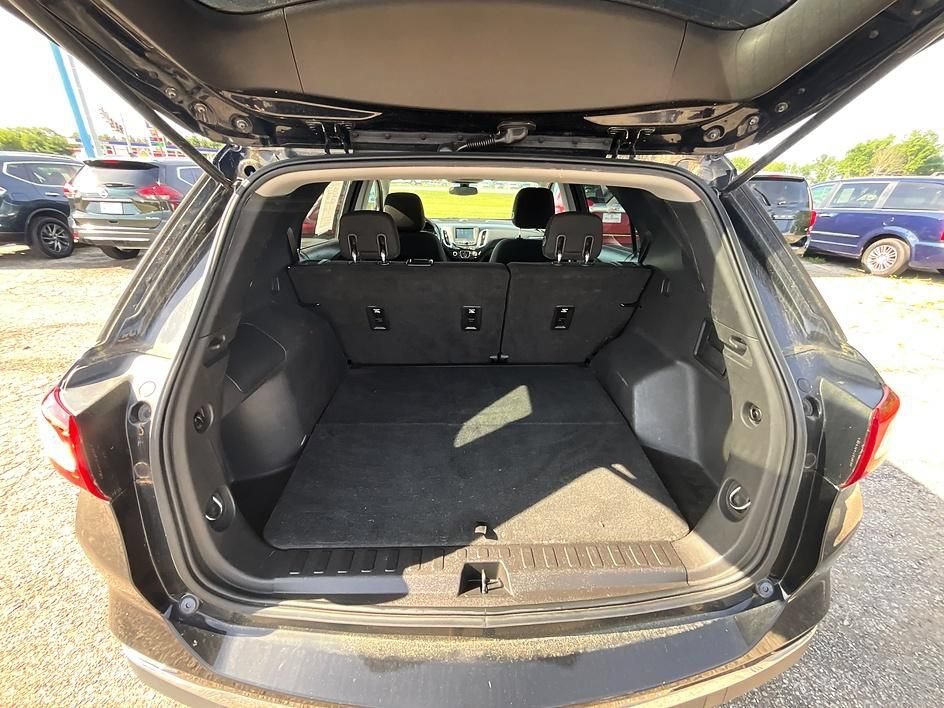 Used 2018 Chevrolet Equinox LT AWD/4WD image 10