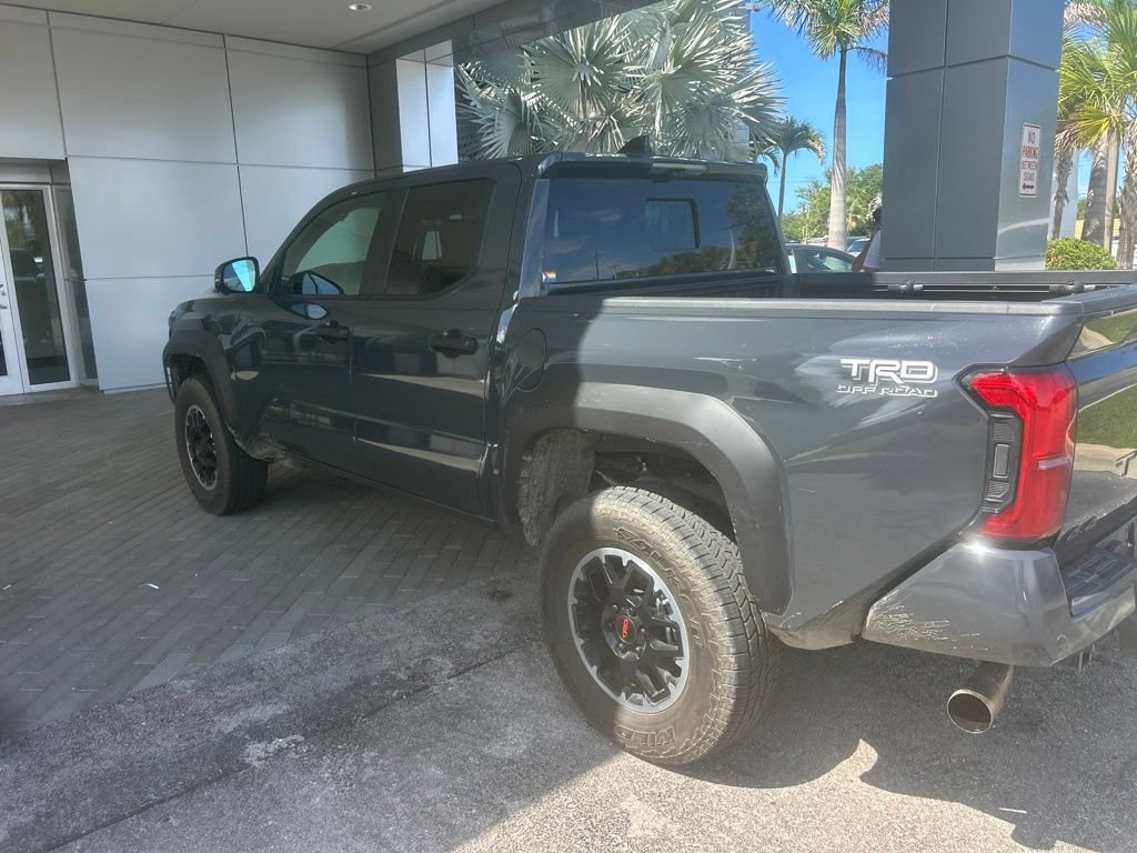 Certified 2026 Toyota Tacoma TRD Off-Road w/ TRD Off Road Premium Package AWD/4WD image 3