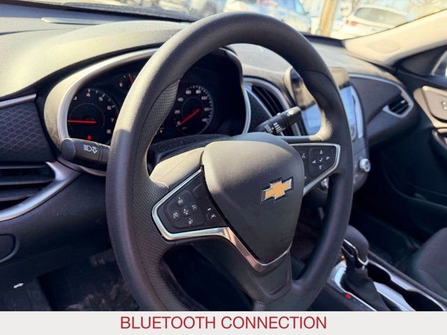 Used 2025 Chevrolet Malibu LS image 12