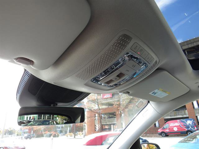 Used 2025 Mercedes-Benz GLE 350 4MATIC image 19