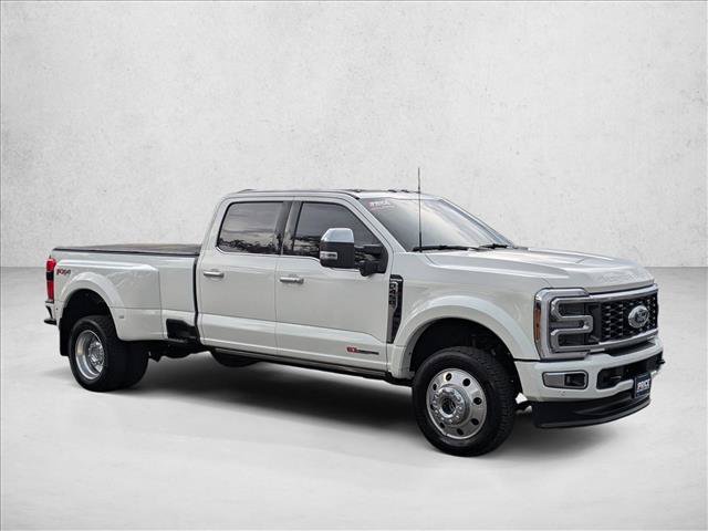 Used 2025 Ford F450 Platinum w/ Platinum Plus Package AWD/4WD video 3