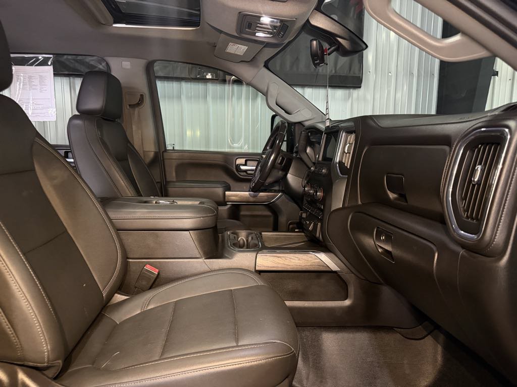 Used 2021 Chevrolet Silverado 2500 LTZ w/ Z71 Chrome Sport Edition AWD/4WD image 5