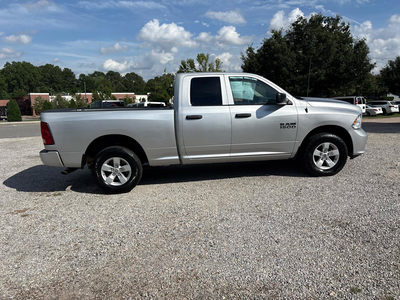 Used 2018 RAM 1500 Express AWD/4WD image 8