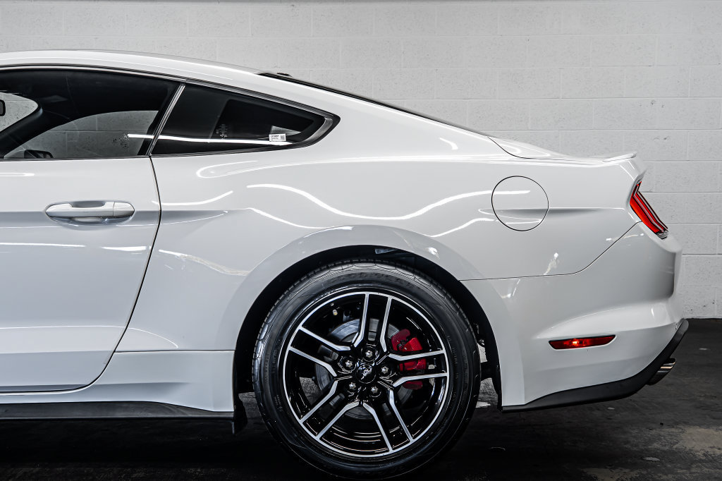 Used 2020 Ford Mustang Premium RWD image 13