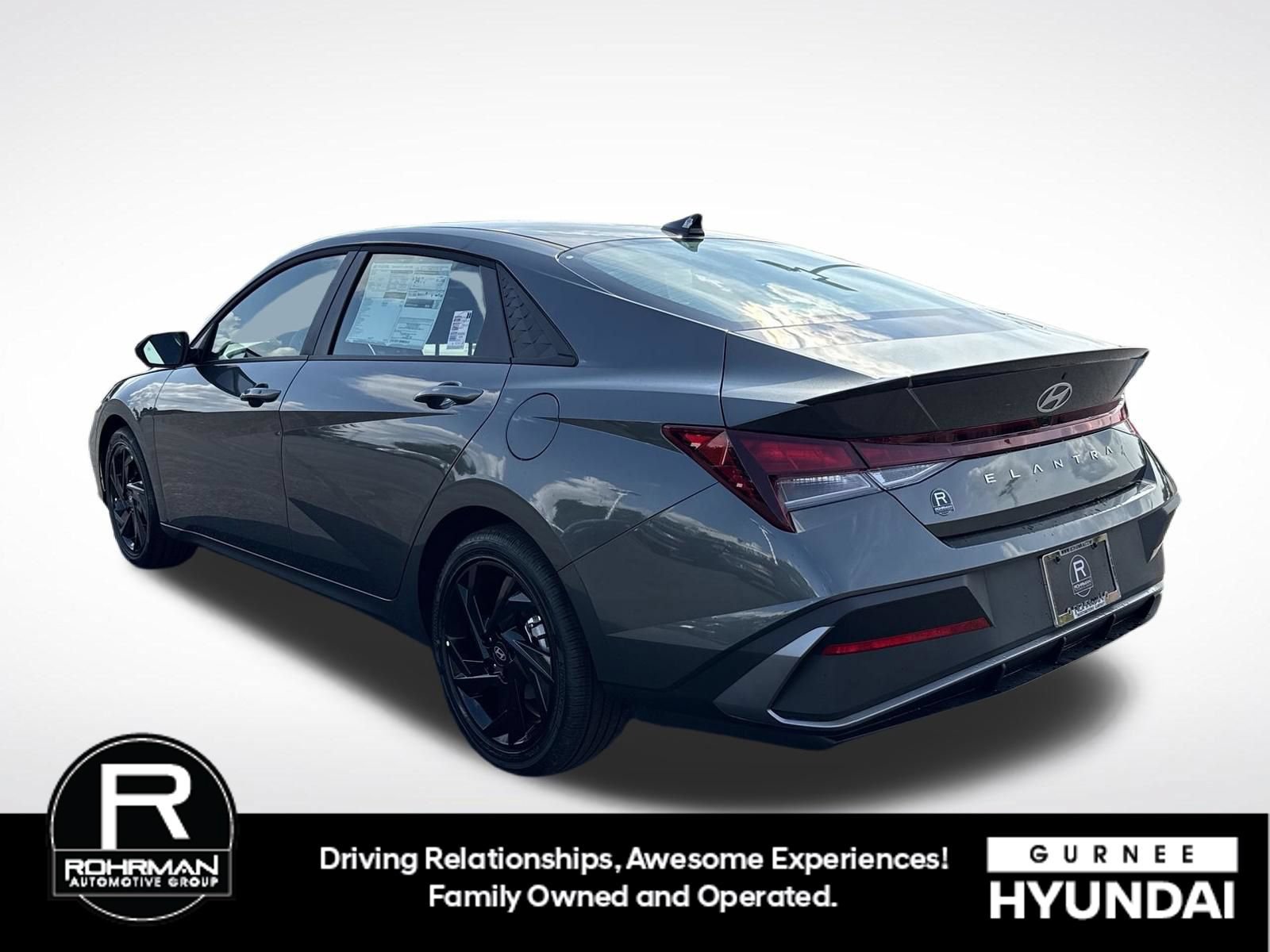 New 2026 Hyundai Elantra SEL Sport FWD image 7