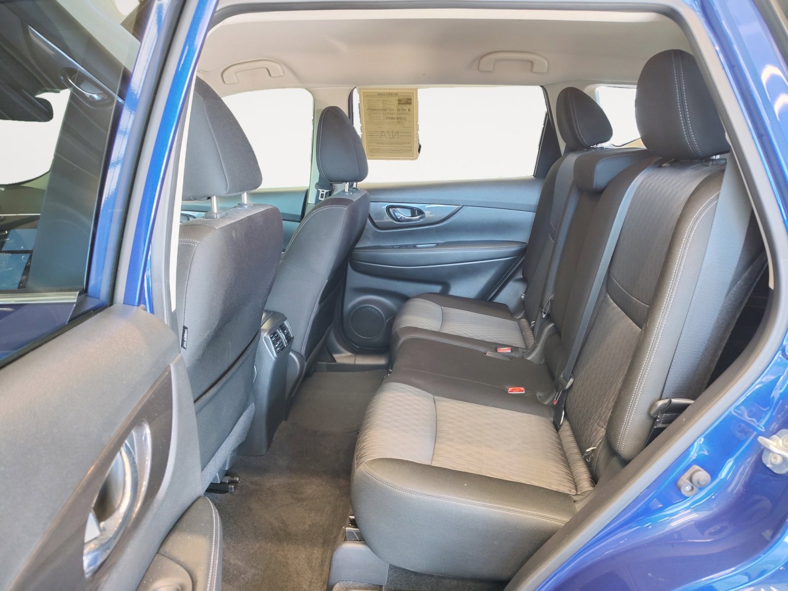 Used 2020 Nissan Rogue SV image 26