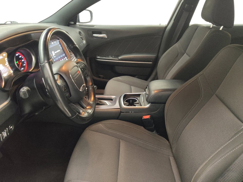 Used 2019 Dodge Charger SXT AWD/4WD image 17