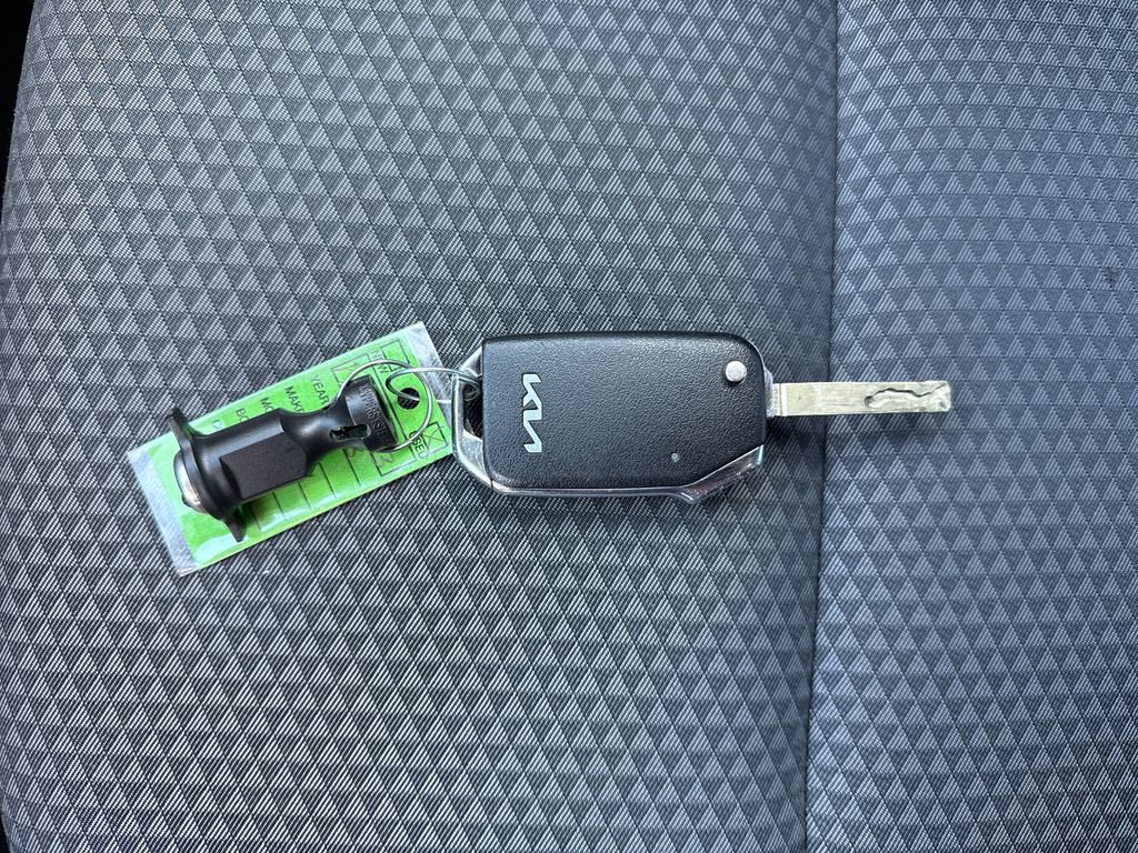 Certified 2023 Kia Soul LX w/ LX Technology Package image 32