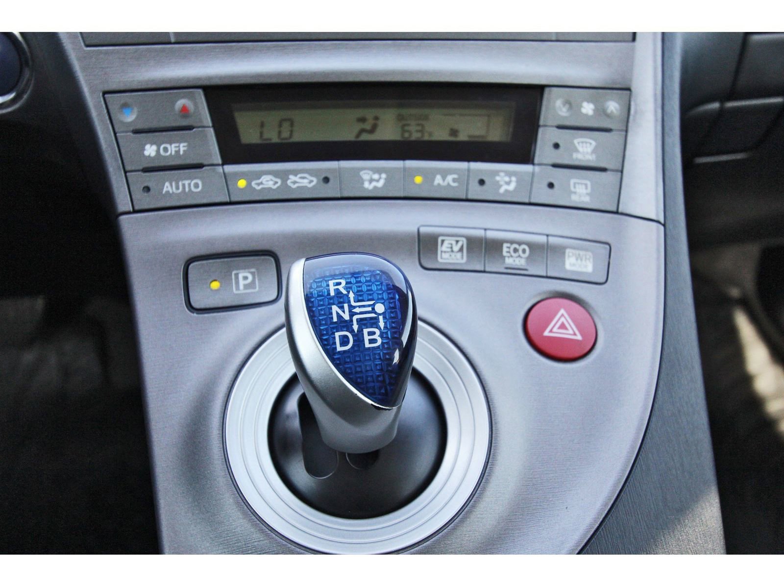 Used 2015 Toyota Prius Two image 26