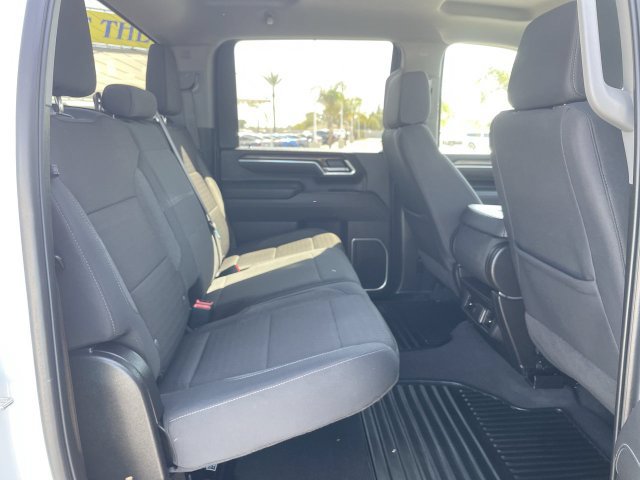 Used 2025 Chevrolet Silverado 2500 LT w/ Convenience Package AWD/4WD image 28