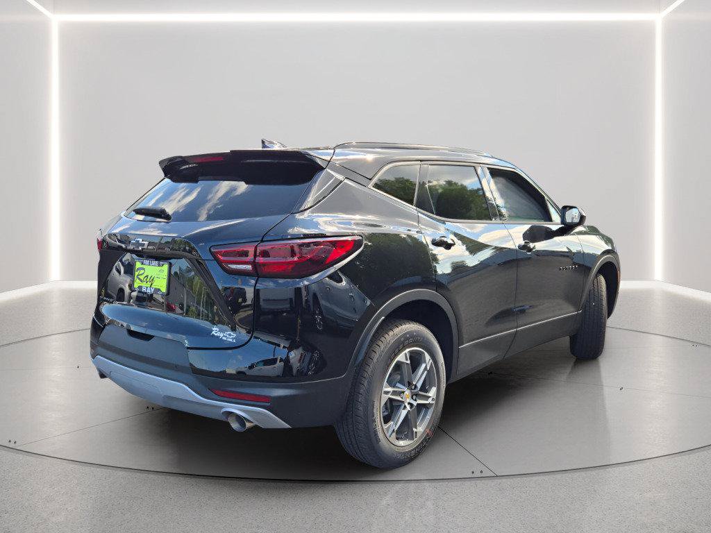 New 2026 Chevrolet Blazer LT w/ Convenience Package FWD image 13