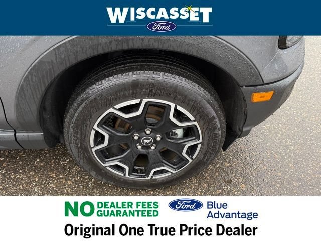 Certified 2025 Ford Bronco Sport Outer Banks w/ Outer Banks Tech Package+ AWD/4WD image 40