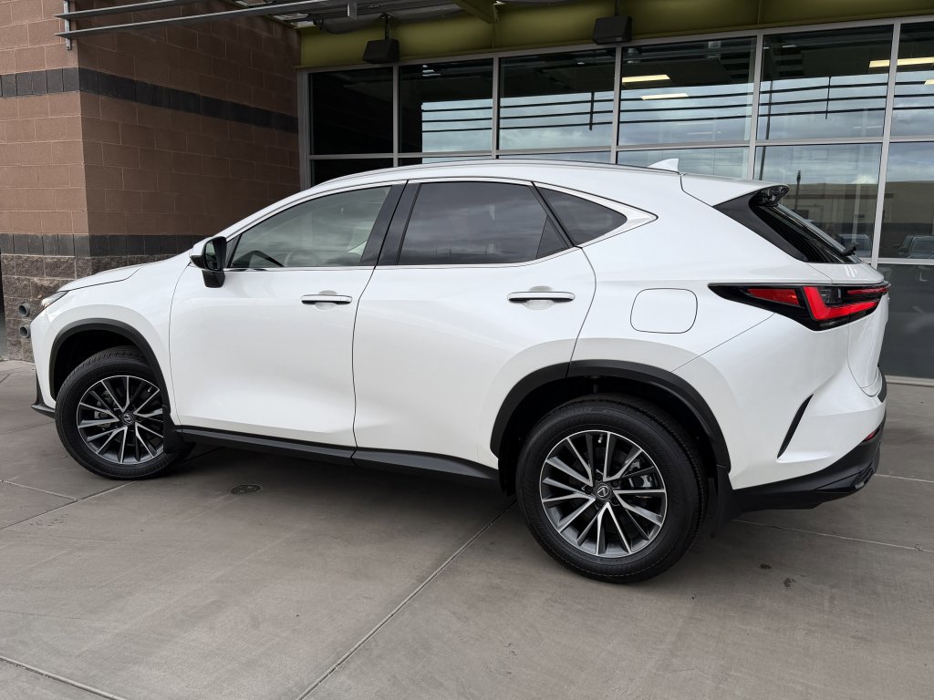 Used 2022 Lexus NX 250 FWD w/ Accessory Package 2 image 5