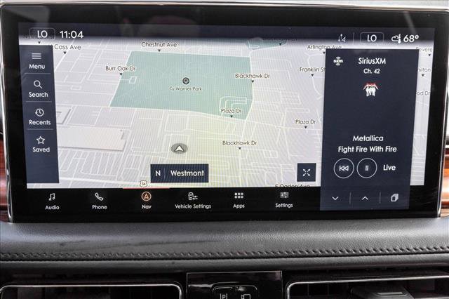 Used 2022 Lincoln Nautilus Reserve w/ Luxury Package AWD/4WD image 19