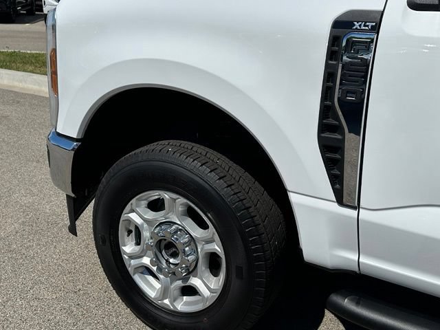 Certified 2025 Ford F250 XLT AWD/4WD image 8