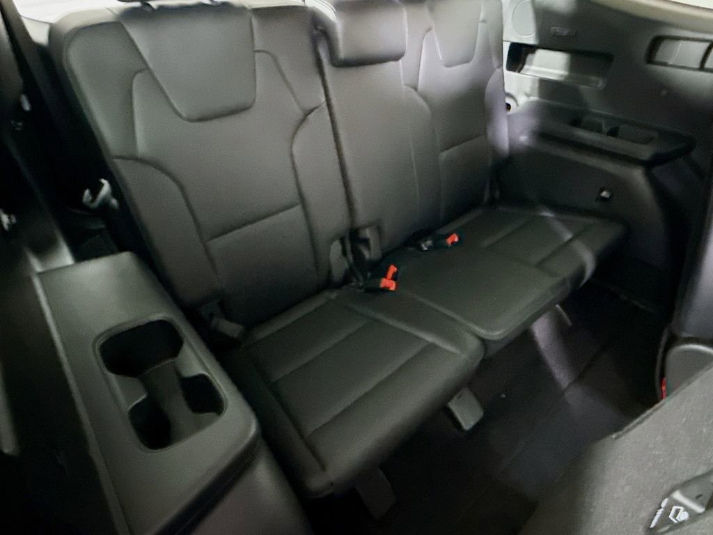 Used 2025 Kia Telluride EX X-Line AWD/4WD image 32