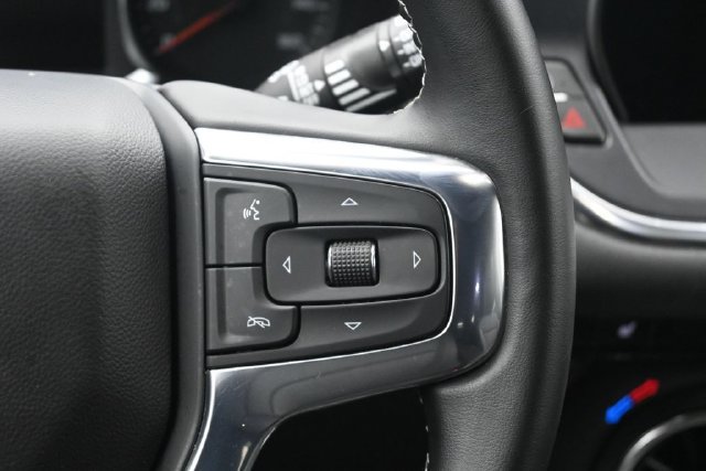 Used 2023 Chevrolet Blazer LT w/ Midnight/Sport Edition AWD/4WD image 17