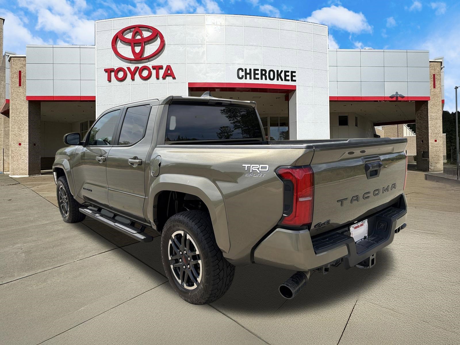 Used 2025 Toyota Tacoma TRD Sport AWD/4WD image 9