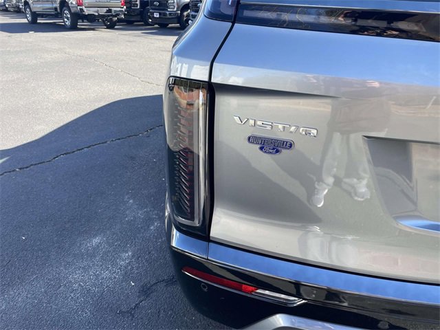 Used 2026 Cadillac Vistiq Sport image 29