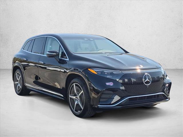Certified 2023 Mercedes-Benz EQS 580 4MATIC SUV image 3