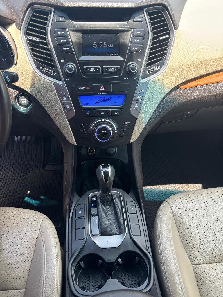 Used 2014 Hyundai Santa Fe GLS AWD/4WD image 20