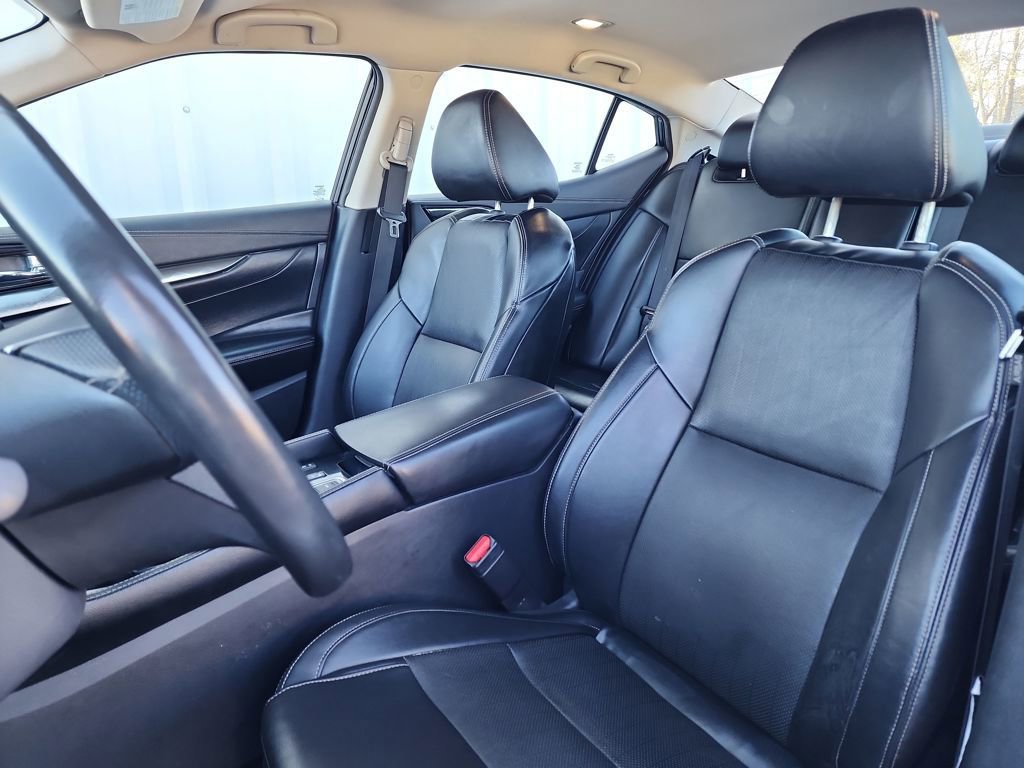 Used 2021 Nissan Maxima 3.5 SV w/ Floor Mat Group image 15