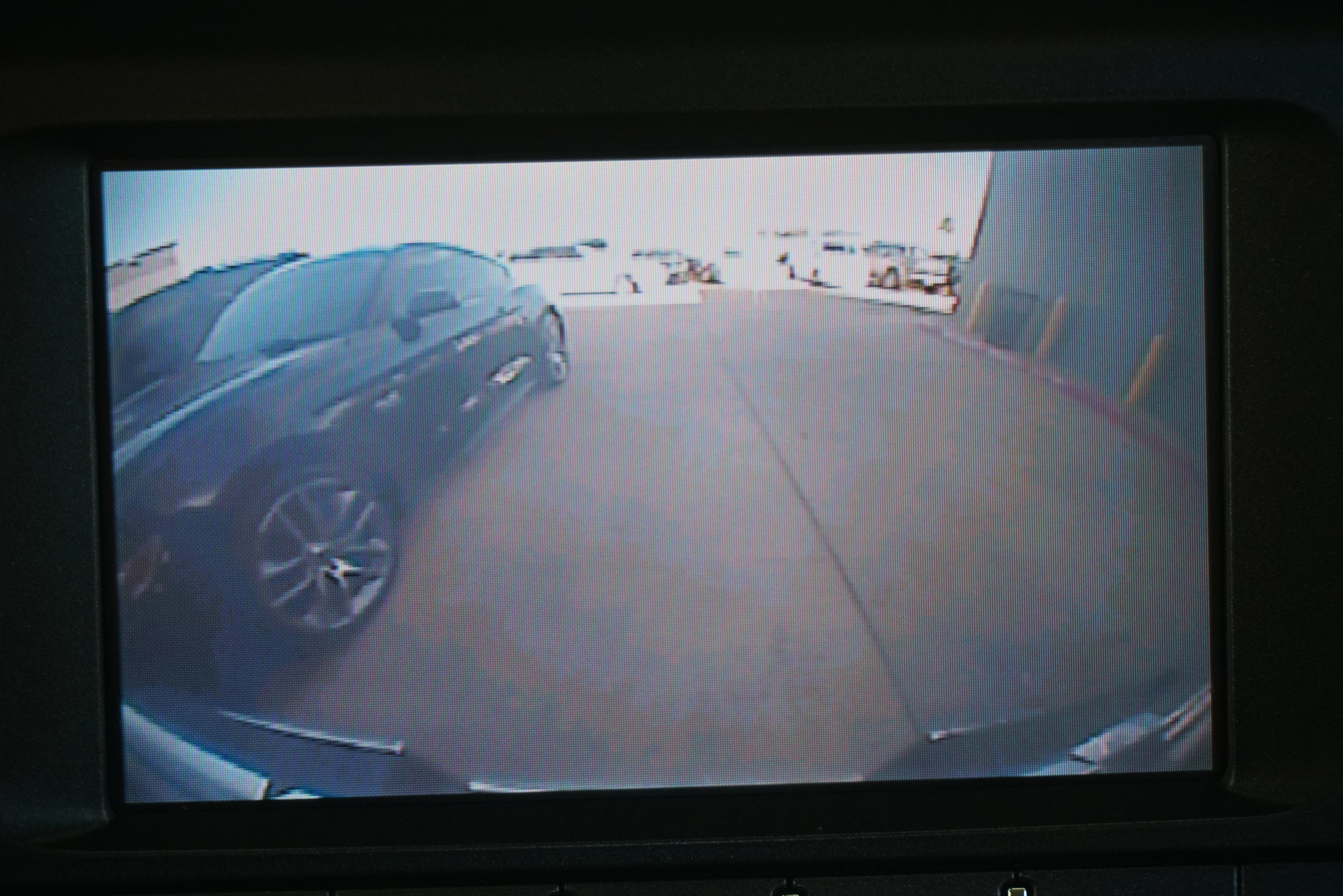 Used 2017 GMC Canyon 2WD Crew Cab w/ Convenience Package image 17